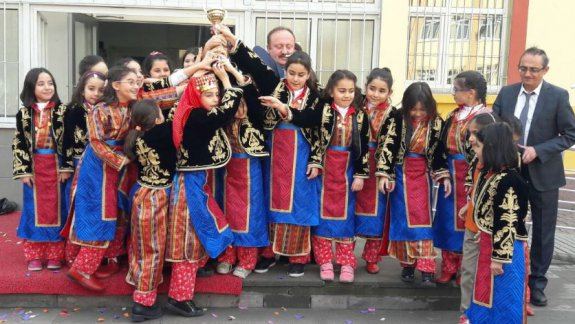 Sümer Osman Göksu İlkokulu Halk Oyunları Başarısı