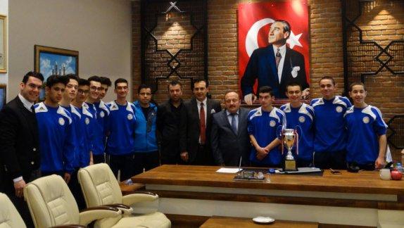 Arif Molu Mesleki ve Teknik Anadolu Lisesi Futsal Başarısı