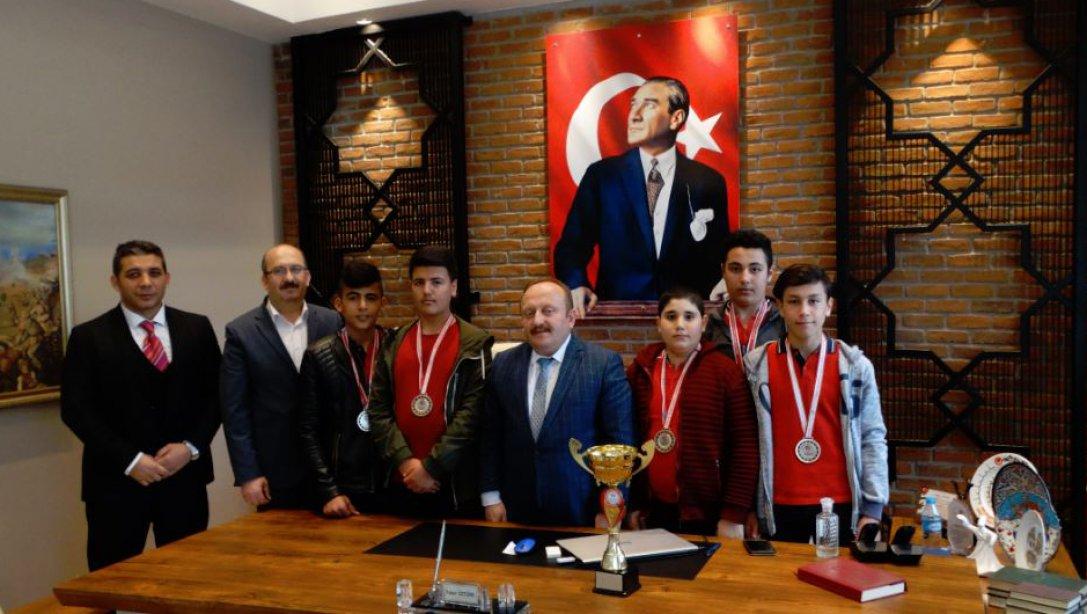 Cevdet Sunay Ortaokulu Güreş Başarısı