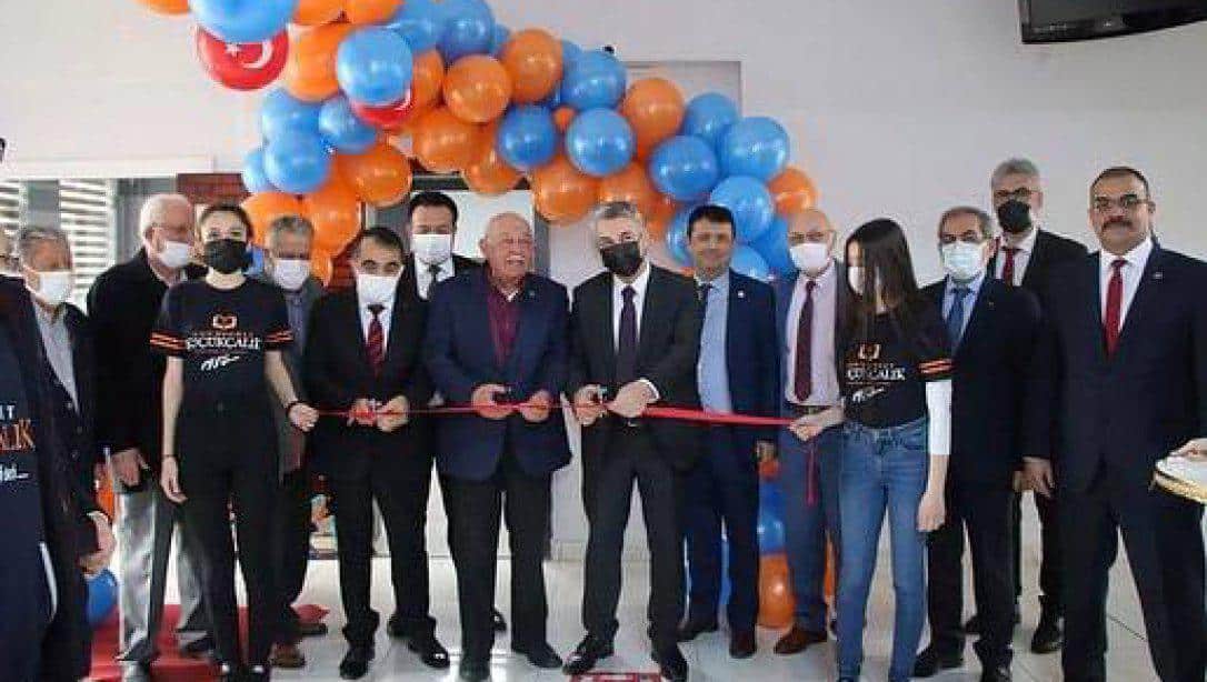 Nuh Mehmet Küçükçalık Anadolu Lisesi Kütüphane Açılışı