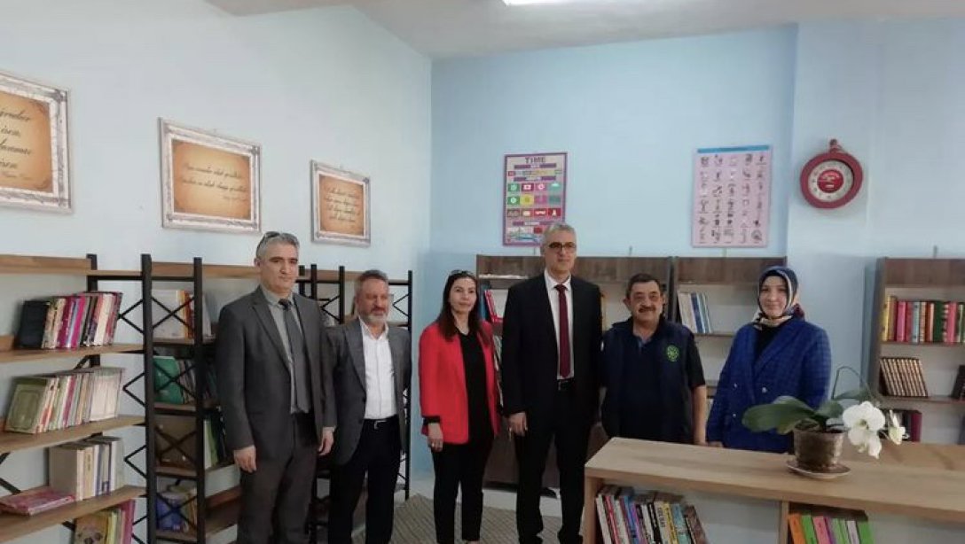 Hacı Ömer-Ayten Tepecik İmam Hatip Ortaokulu'nda Kütüphane Açılışı Gerçekleştirildi.