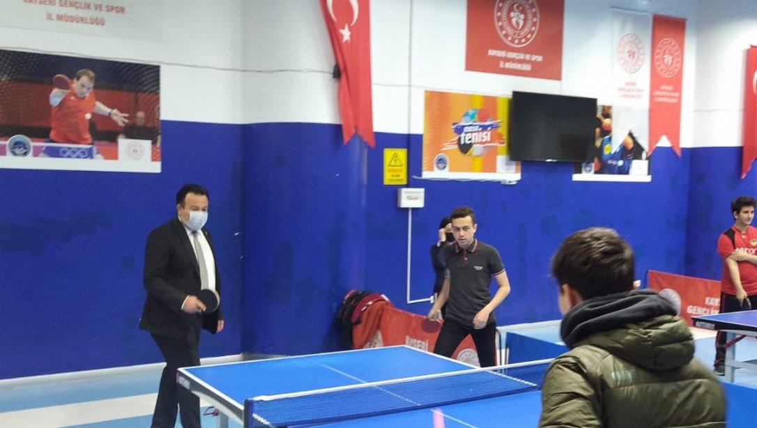 İlçe Milli Eğitim Müdürü Sn. Bahameddin Karaköse, Kocasinan Spor Festivali (KOCAFEST) Masa Tenisi Turnuvasına Katıldı.