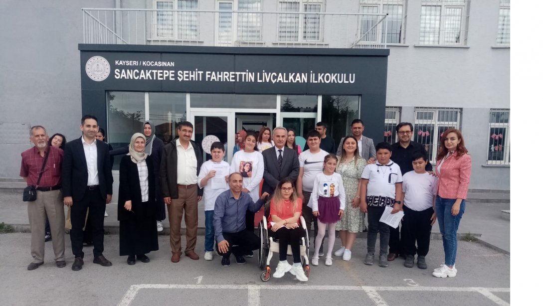 Sancaktepe Şehit Fahrettin Livçalkan İlkokulunda Engelliler Haftası Kapsamında Program Düzenlendi
