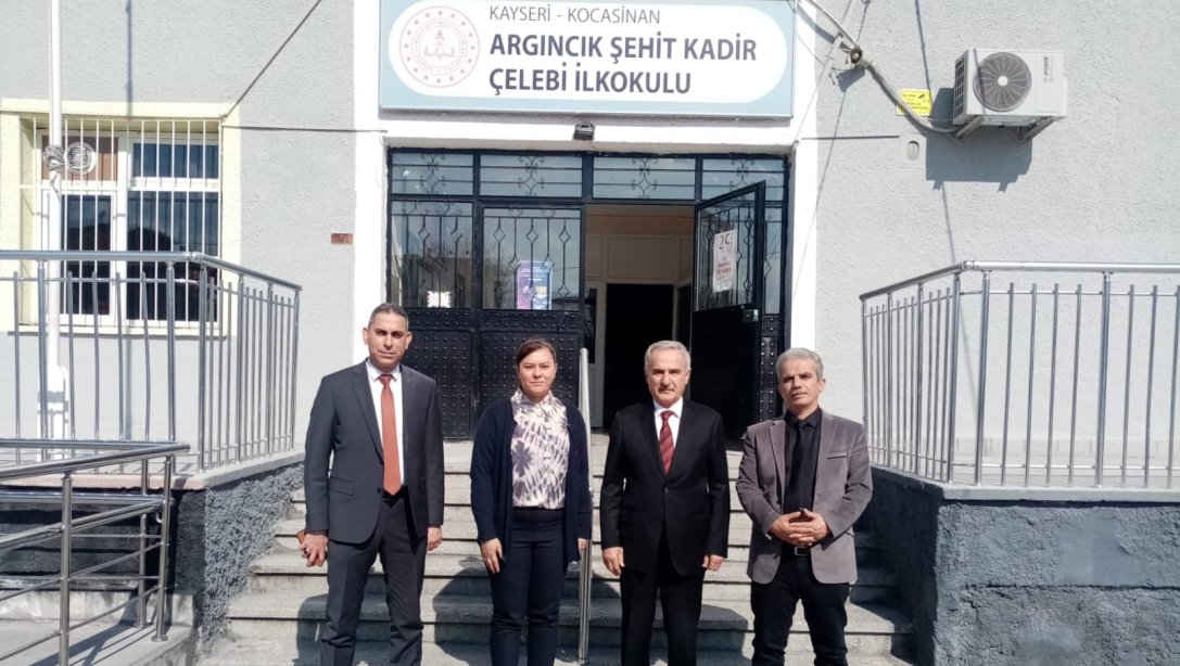 İlçe Milli Eğitim Müdür Vekilimiz Sn. Adnan Göllüoğlu ile Şube Müdürümüz Yunus Topuz, İlçemiz Argıncık Şehit Kadir Çelebi İlkokulunu Ziyaret Ettiler