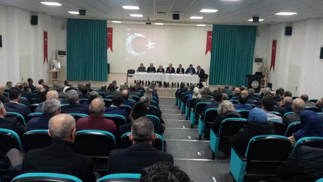 İlçe Milli Eğitim Müdür Vekilimiz Sn. Adnan Göllüoğlu Başkanlığında, Şube Müdürlerimiz ve Tüm Okul Müdürlerimizin de Katılımlarıyla  Bilgilendirme Toplantısı Düzenlendi