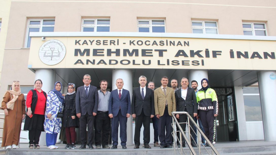  İlçemiz Mehmet Akif İnan Anadolu Lisesinde Okul Güvenliği Toplantısı Gerçekleştirildi